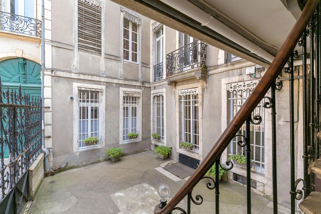 Le Saint Michel Apartment Dijon Luaran gambar